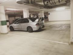 Motor+Szgk-nak megfelelő méretű Extra nagy garázs eladó.
