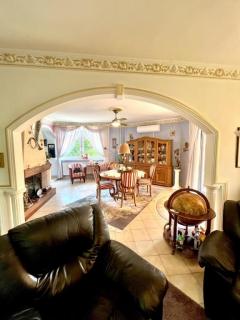 Ha Tahiba költöznél vagy ott házat vennél!