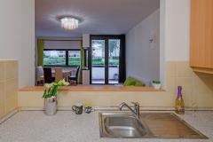 SPACIOUS STUDIO FOR RENT in Riverside Apartmenthouse