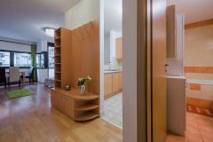 RIVERSIDE Apartmanházban nagyerkélyes STÚDIÓLAKÁS KIADÓ